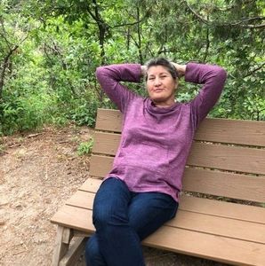 Meet your Posher, Holly